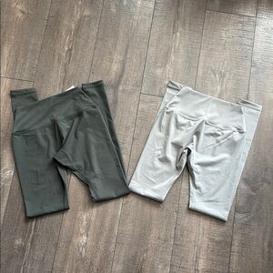 Lazuli Label Minimal V-Seam Basics Leggings Dark Olive & Elephant Gray